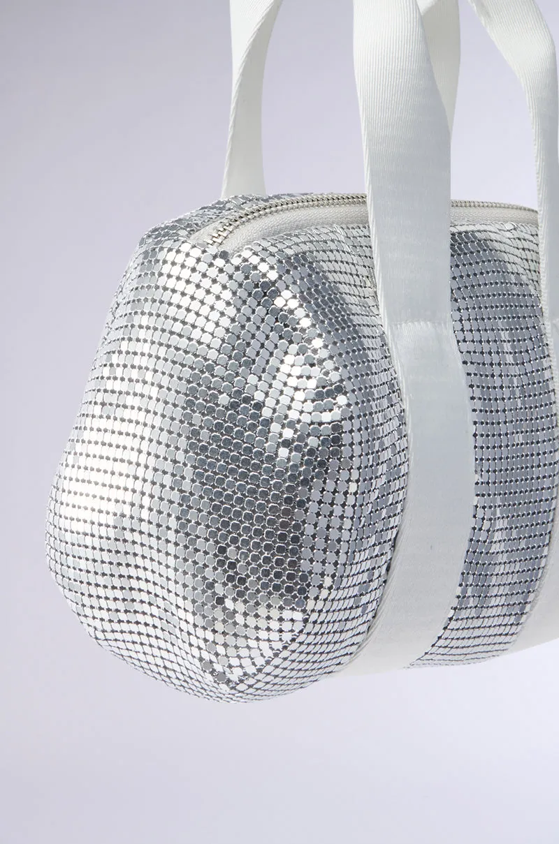 TO THE DISCO CHAINMAIL PURSE sold by AKIRA product image thumbnail 4