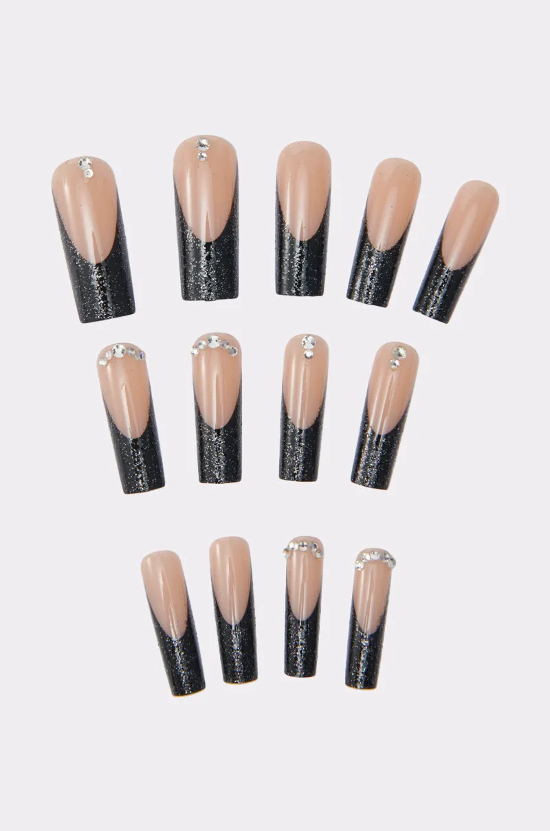 BLACK CAT FALSE NAILS sold by AKIRA