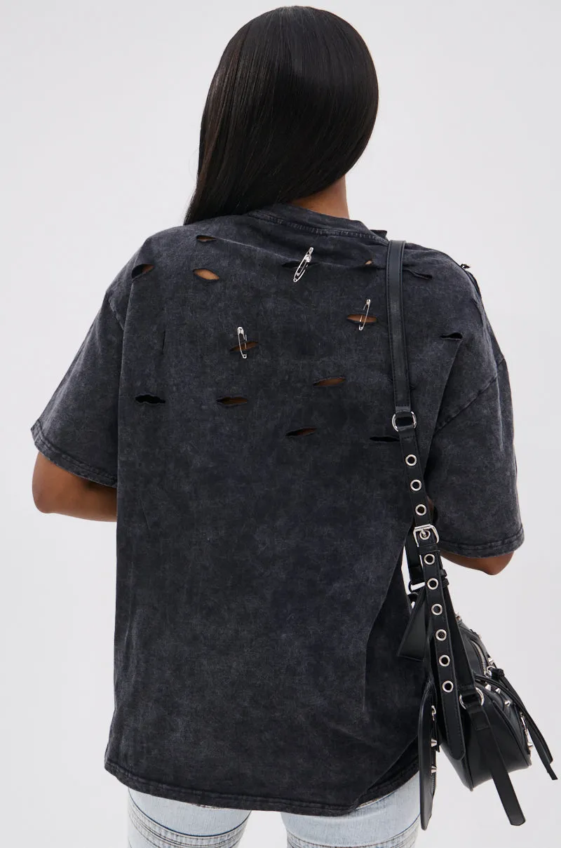 KNOCK YOURSELF OUT DISTRESSED TEE sold by AKIRA product image thumbnail 4