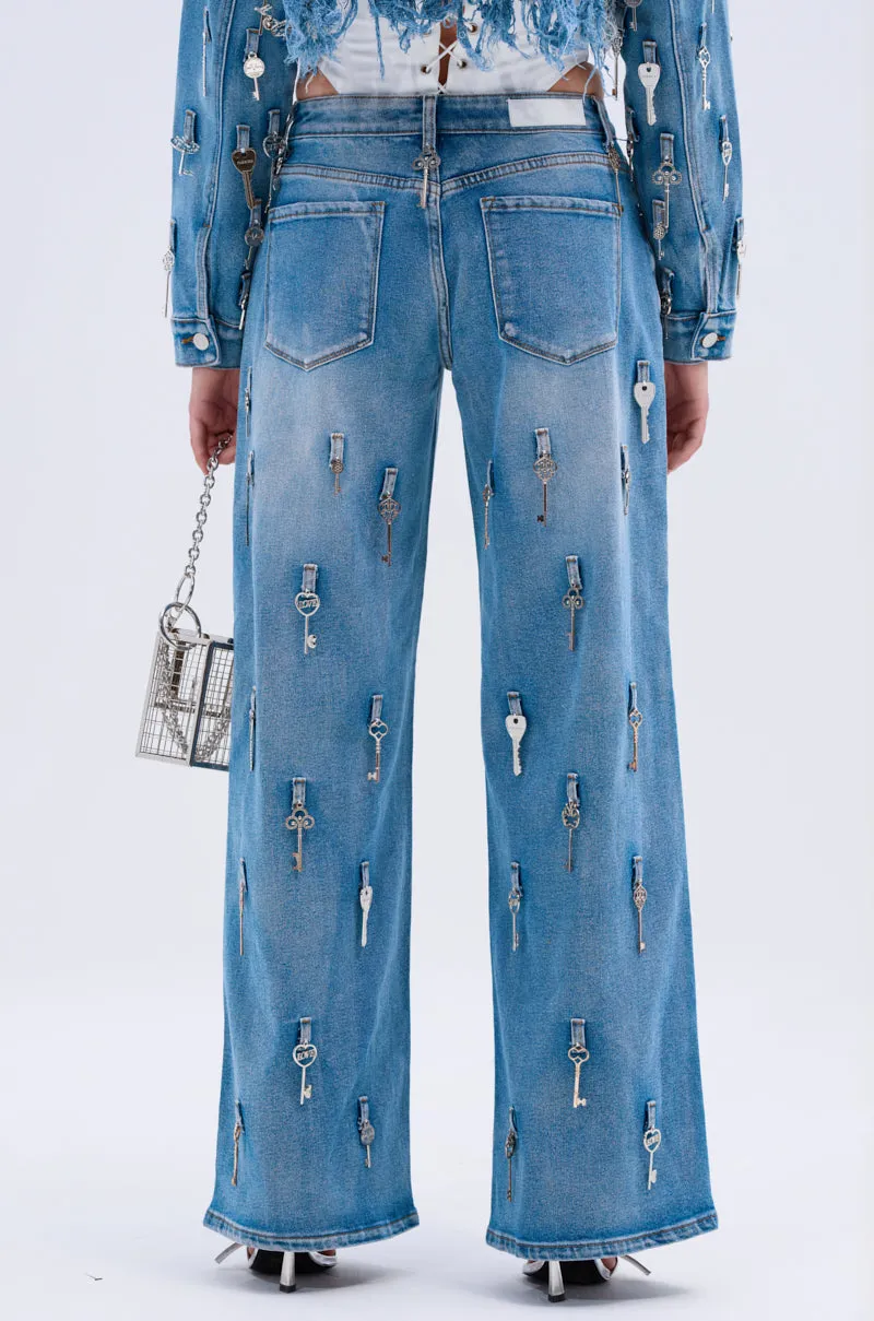 KEY TO THE CITY RELAXED FIT JEANS sold by AKIRA product image thumbnail 4