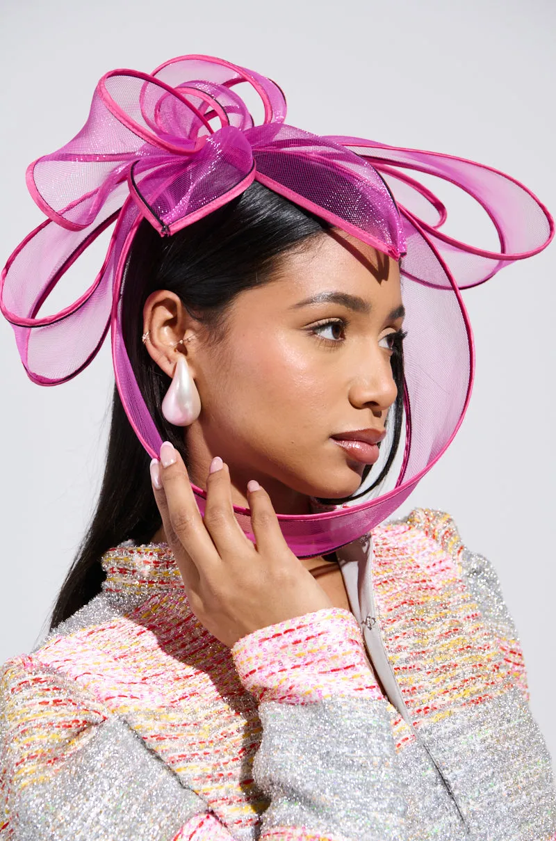 TO THE RACES FASCINATOR IN PINK sold by AKIRA product image thumbnail 2