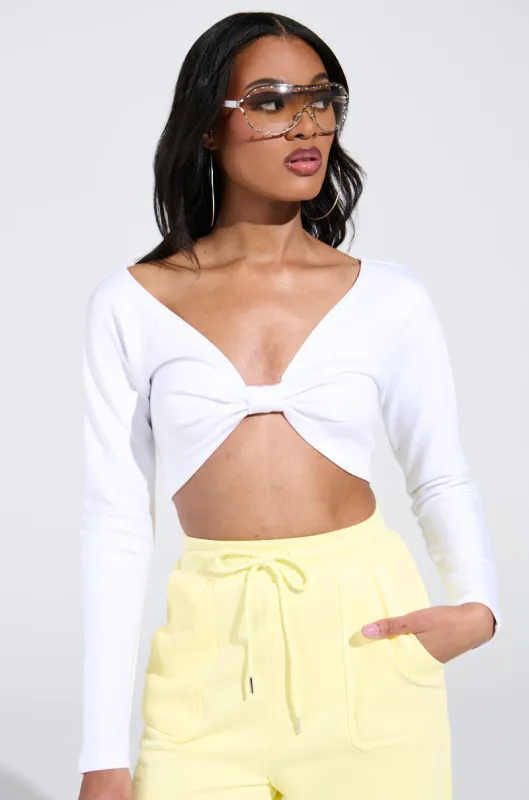 PRETTY BOW TOP sold by AKIRA