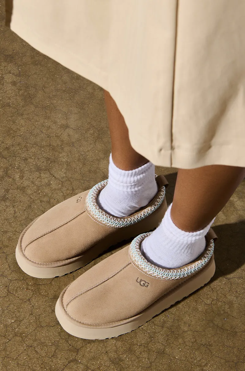 UGG TAZZ FLAT SLIPPER IN BROWN sold by AKIRA