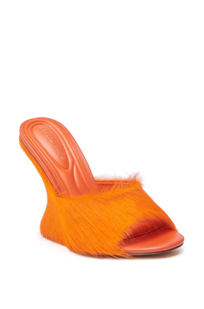 AZALEA WANG VASA ORANGE FURRY WEDGE SANDAL sold by AKIRA product image thumbnail 5