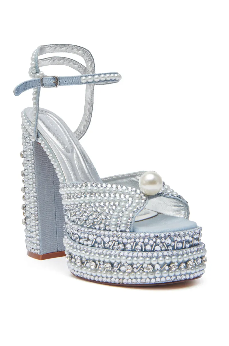 AZALEA WANG SOMETHING BLUE CHUNKY SANDAL sold by AKIRA product image thumbnail 5