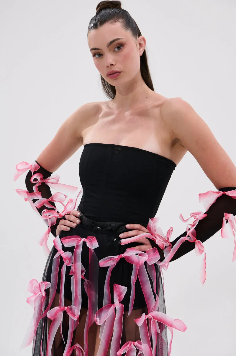 BOW DOWN FINGERLESS GLOVES sold by AKIRA product image thumbnail 4