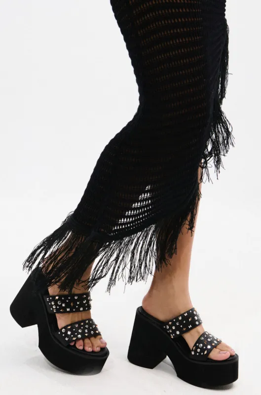 AZALEA WANG MIKAEL BLACK CHUNKY SLIP ON SANDAL sold by AKIRA