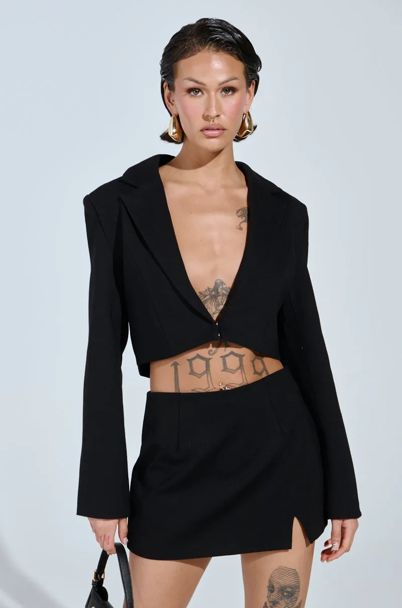 NEW CLASSIC CROPPED BLAZER sold by AKIRA product image thumbnail 4