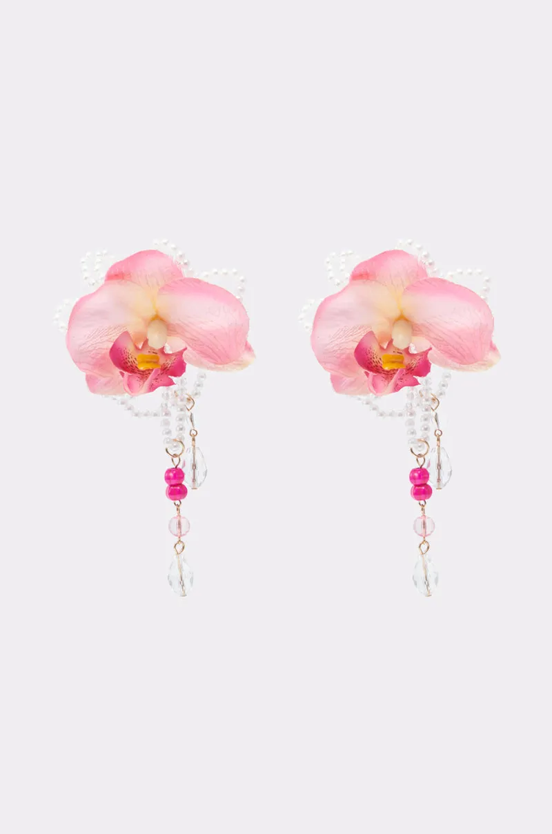 TO THE TROPICS EARRING sold by AKIRA product image thumbnail 3