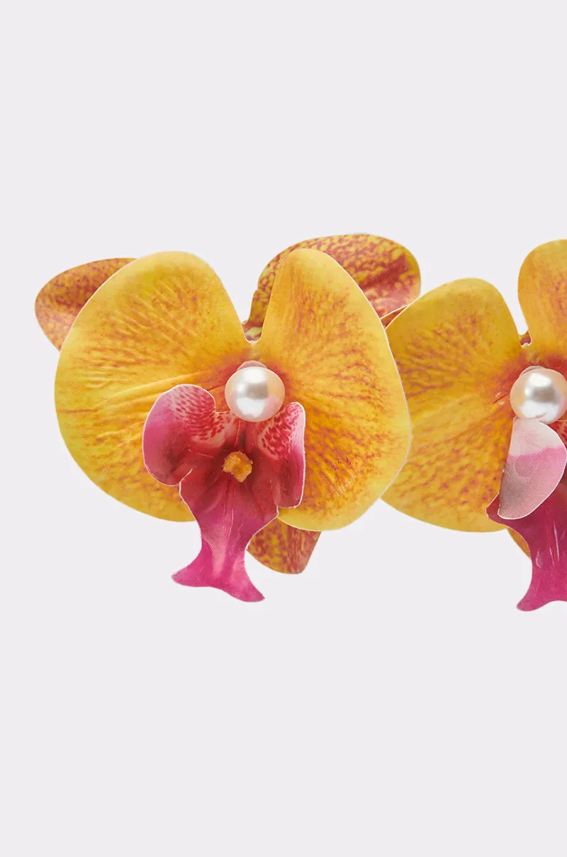NEW SEASON EARRING sold by AKIRA product image thumbnail 4