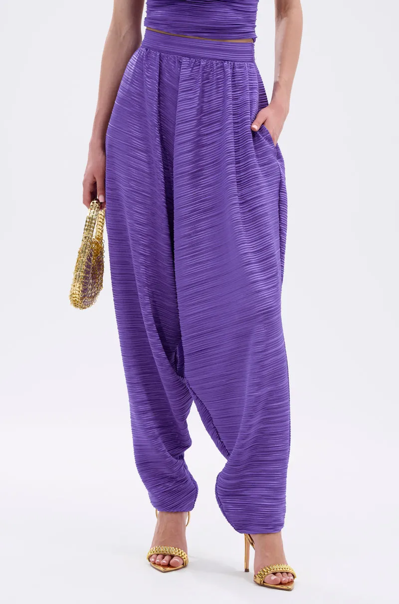 MAYAH WIDE LEG PLISSE PANT IN PURPLE sold by AKIRA product image thumbnail 2