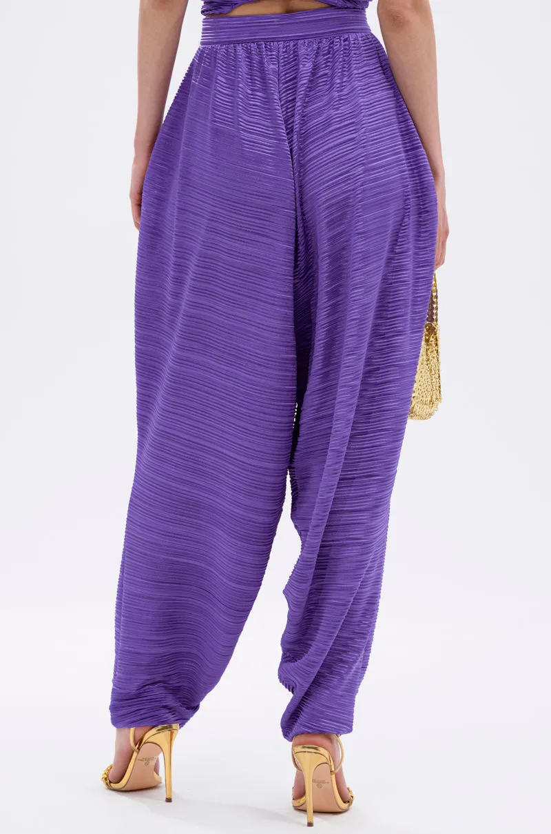 MAYAH WIDE LEG PLISSE PANT IN PURPLE sold by AKIRA product image thumbnail 5