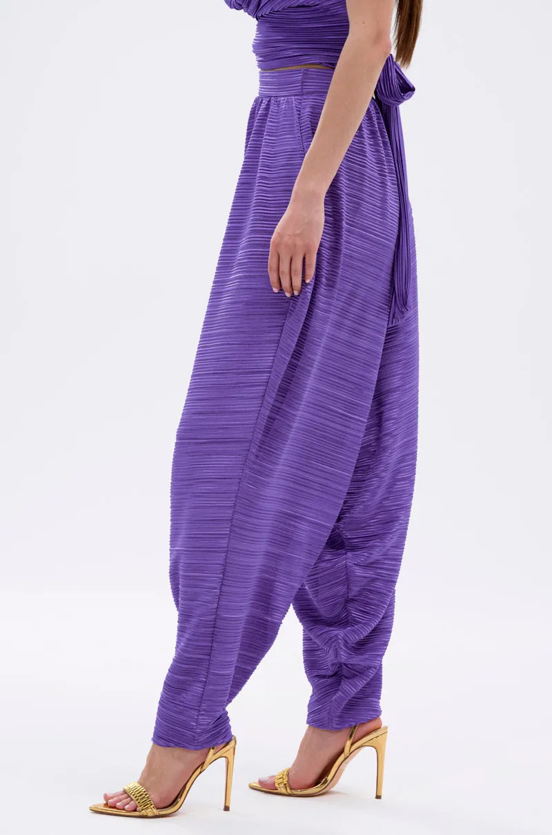MAYAH WIDE LEG PLISSE PANT IN PURPLE sold by AKIRA product image thumbnail 4