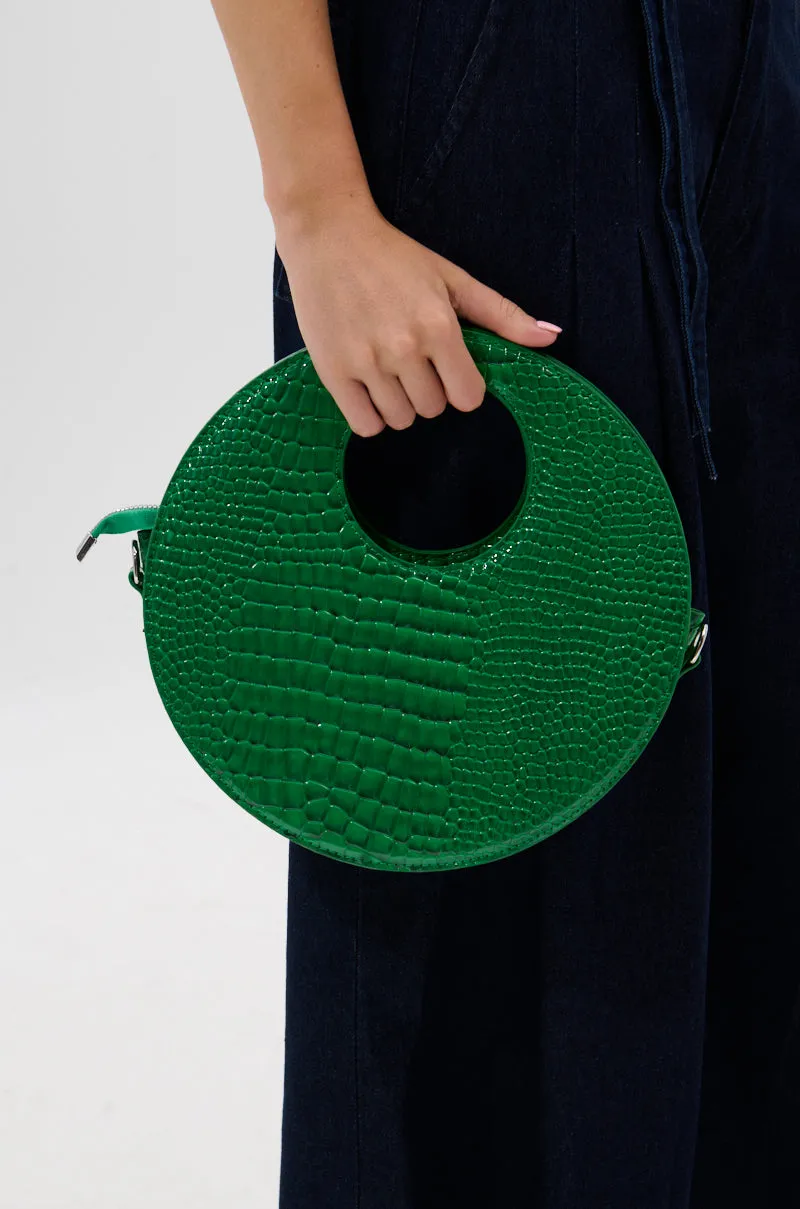 THE CIRCLE PURSE sold by AKIRA product image thumbnail 2
