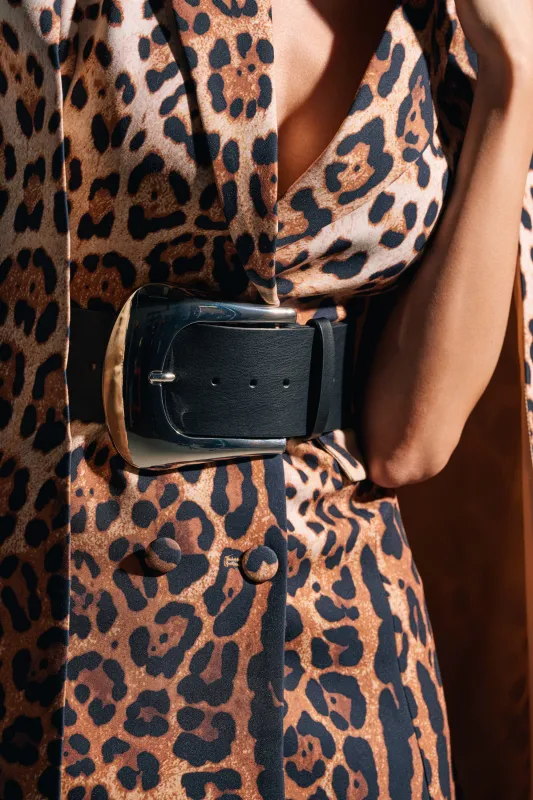 BIGGER IS ALWAYS BETTER BELT sold by AKIRA