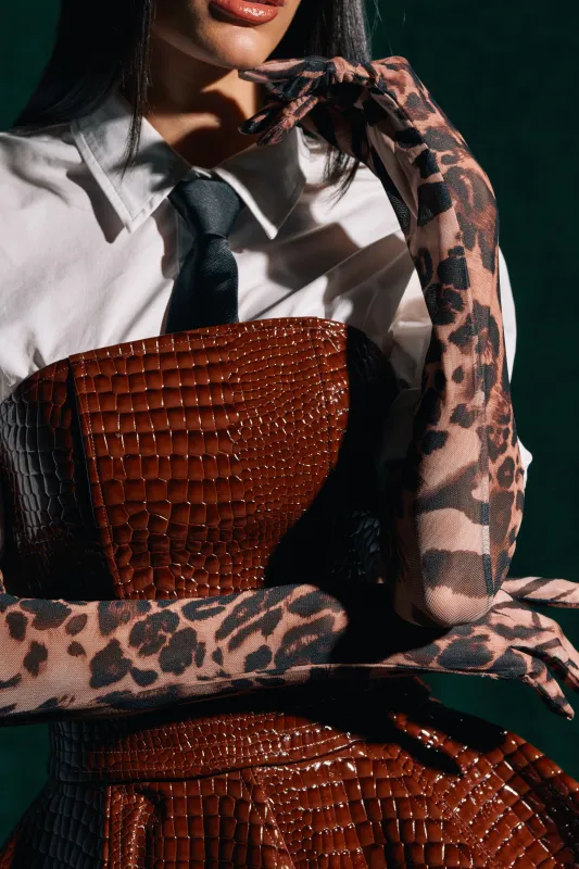 REALLY WITH IT CHEETAH GLOVES sold by AKIRA