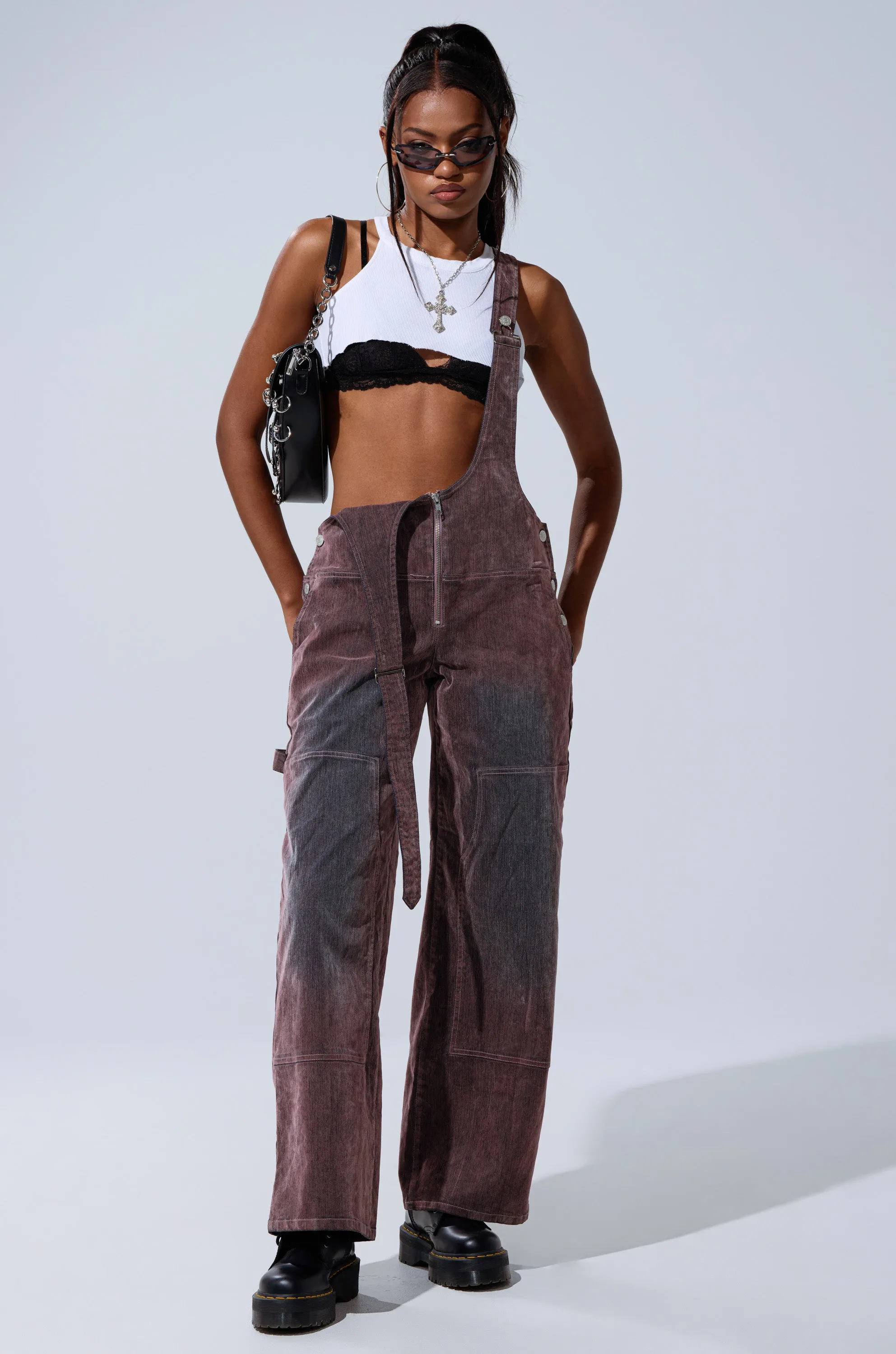 DOUBLE KNEE TEXTURED DENIM OVERALLS sold by AKIRA product image thumbnail 2