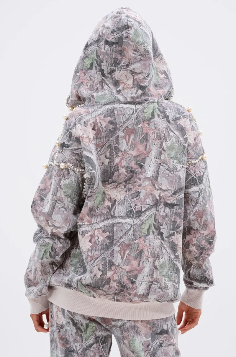 MEET ME HALFWAY SWEATSHIRT sold by AKIRA product image thumbnail 5