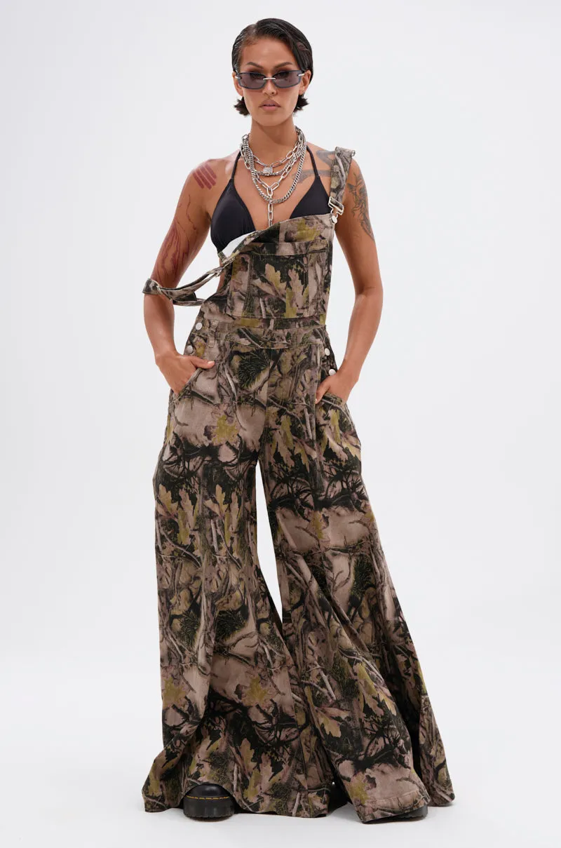 CARMINE CAMO OVERSIZED OVERALLS sold by AKIRA product image thumbnail 4