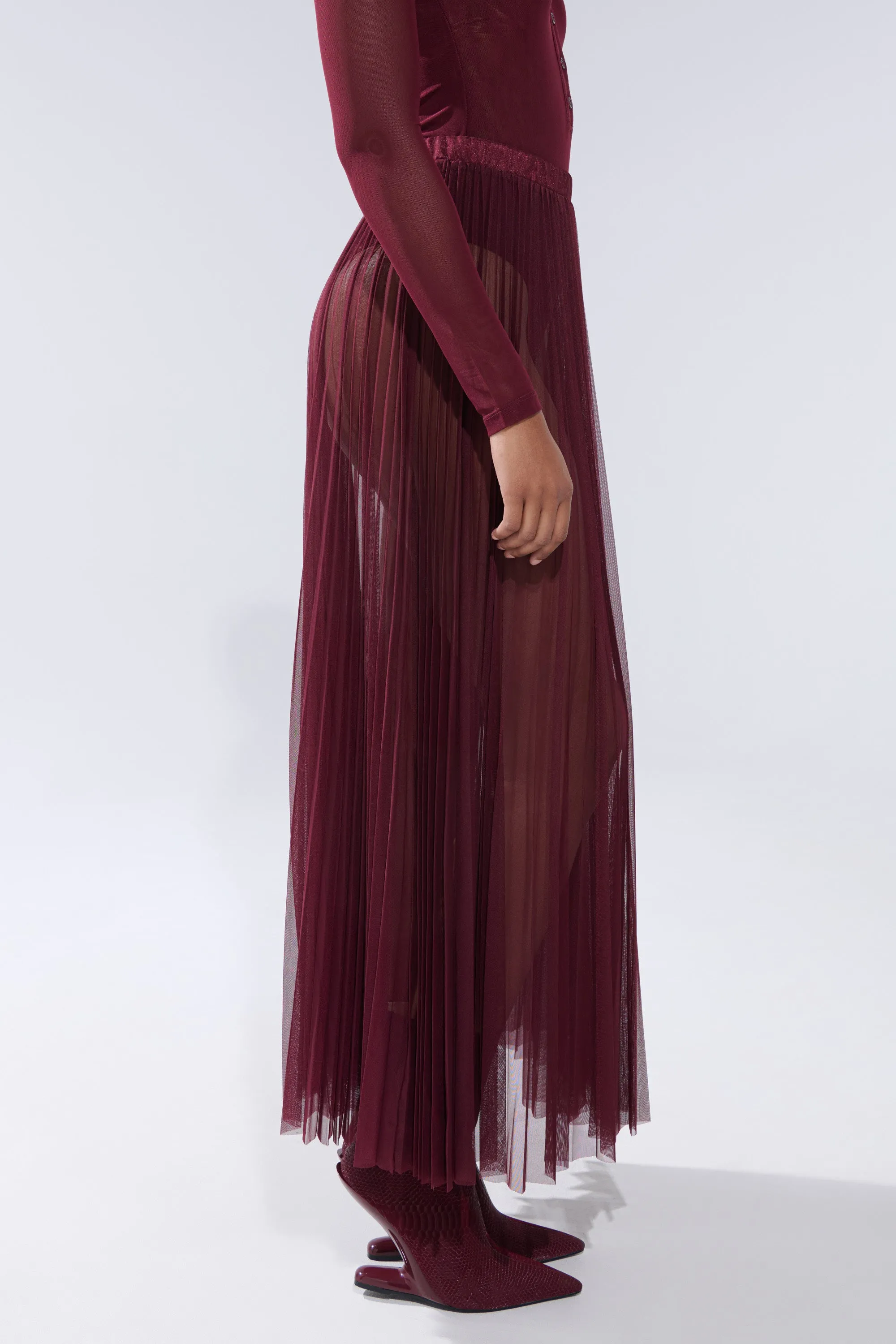 ON FIRE MESH MAXI SKIRT sold by AKIRA product image thumbnail 4
