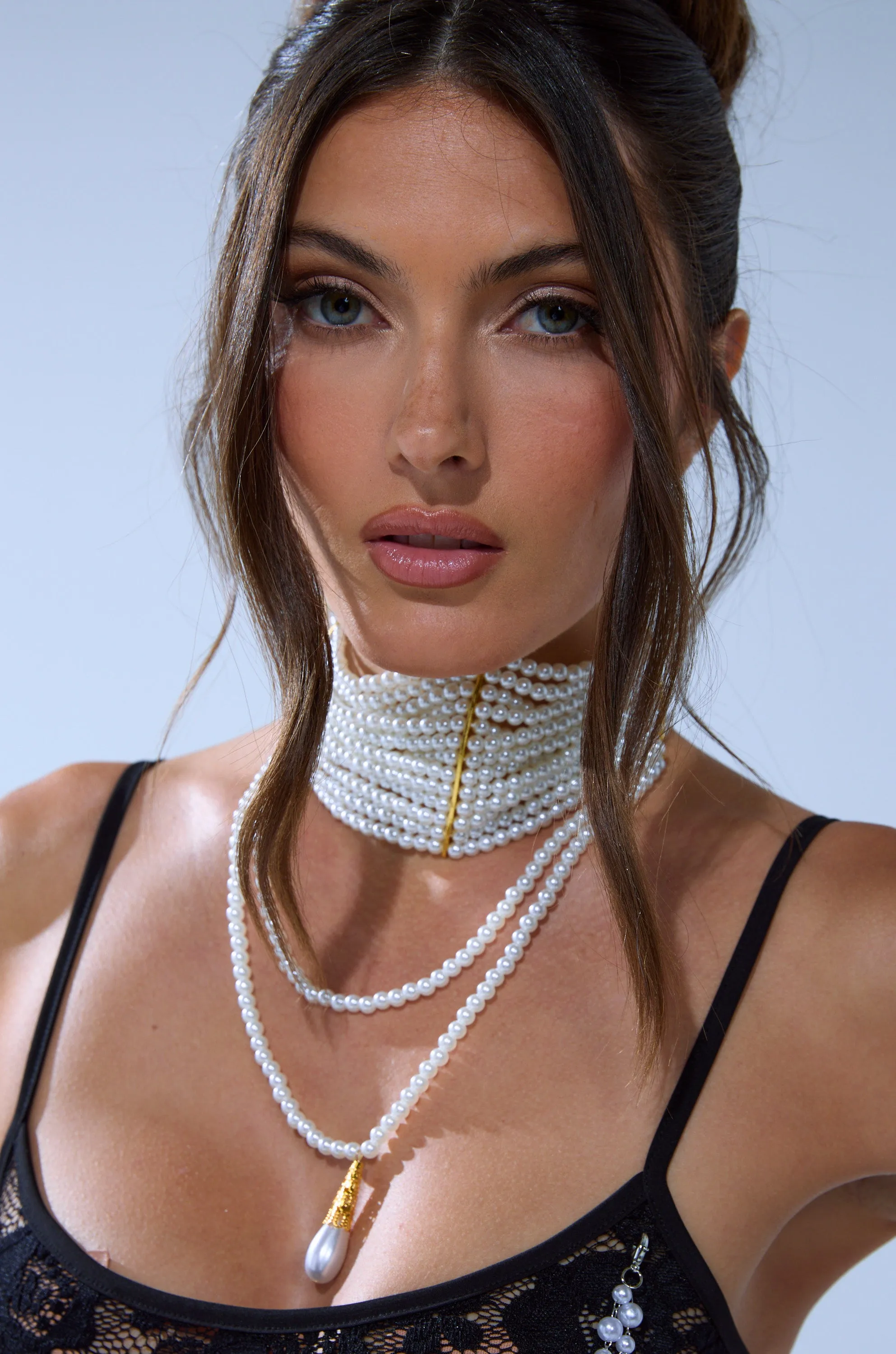 VERSAILLES NECKLACE sold by AKIRA product image thumbnail 3