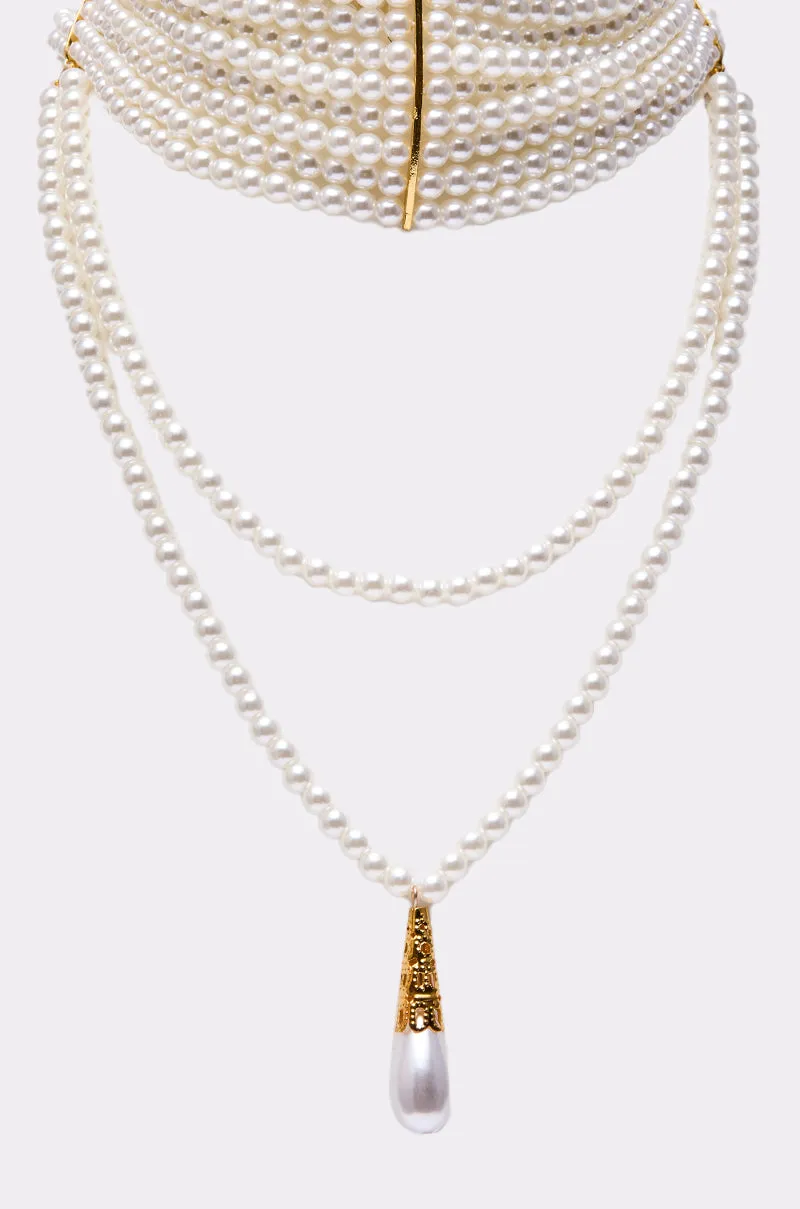 VERSAILLES NECKLACE sold by AKIRA product image thumbnail 4