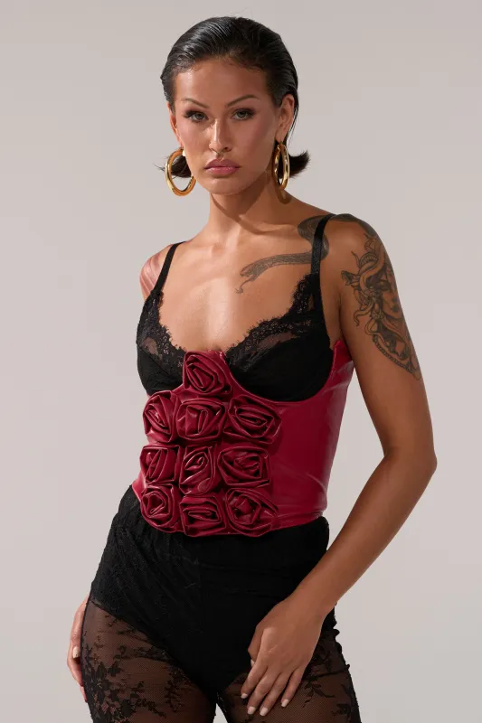 IN BLOOM PU BELT sold by AKIRA