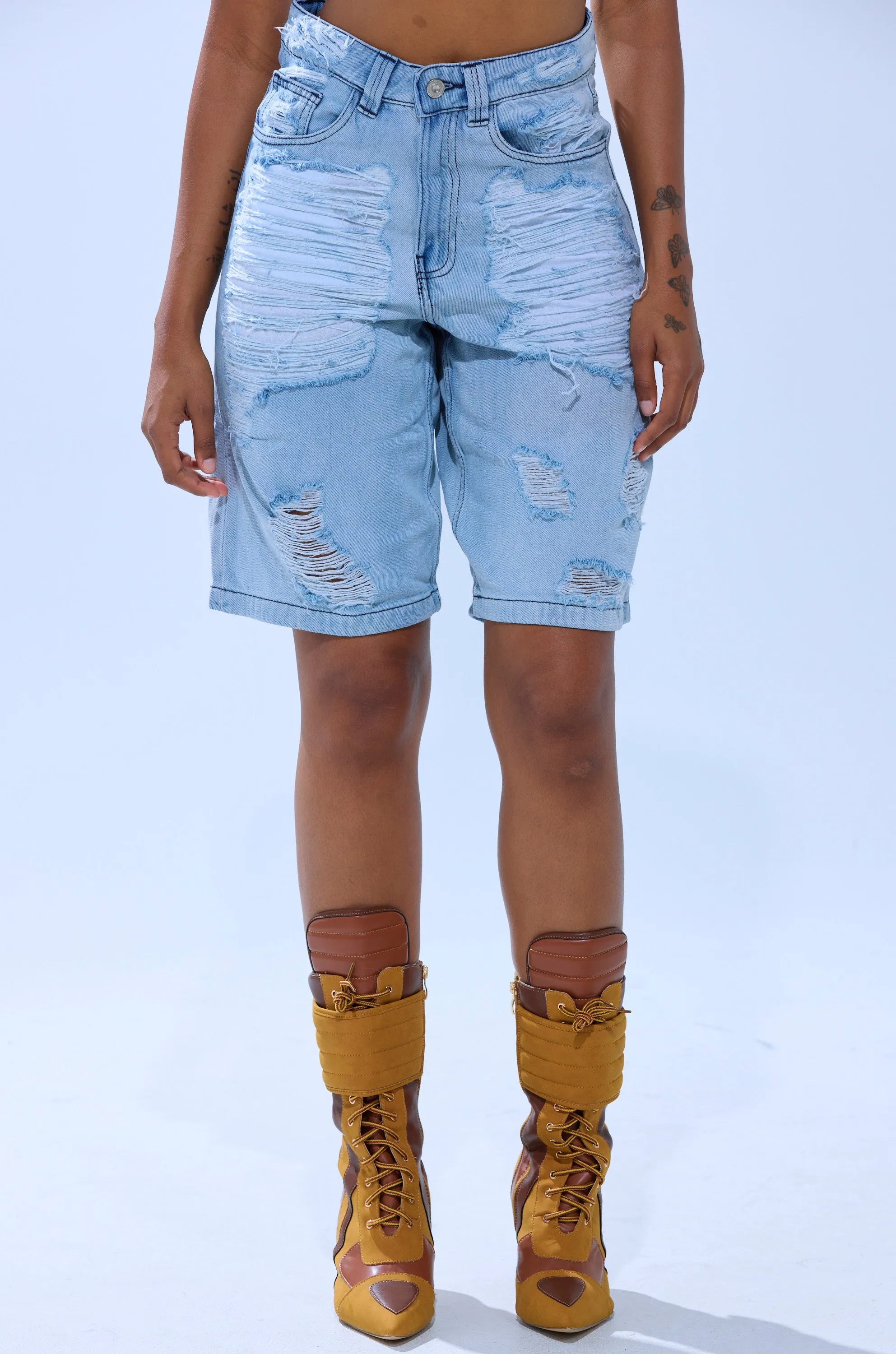 KIMMY DISTRESSED BERMUDA SHORT sold by AKIRA product image thumbnail 2