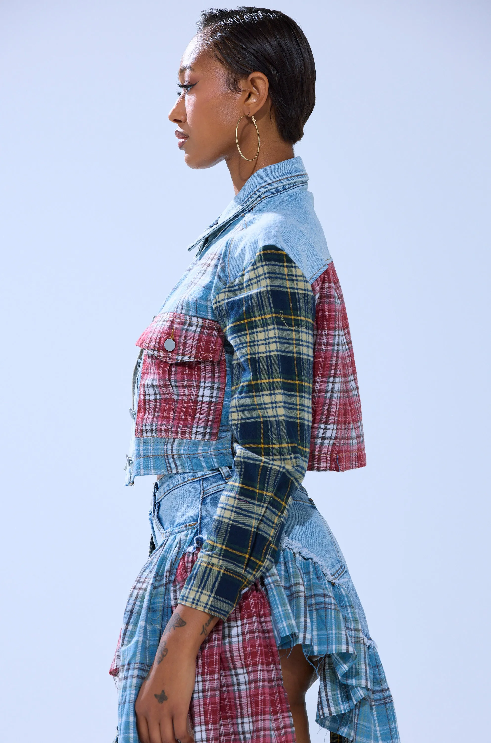 AUTUMN VIBES PLAID BUTTON DOWN sold by AKIRA product image thumbnail 5