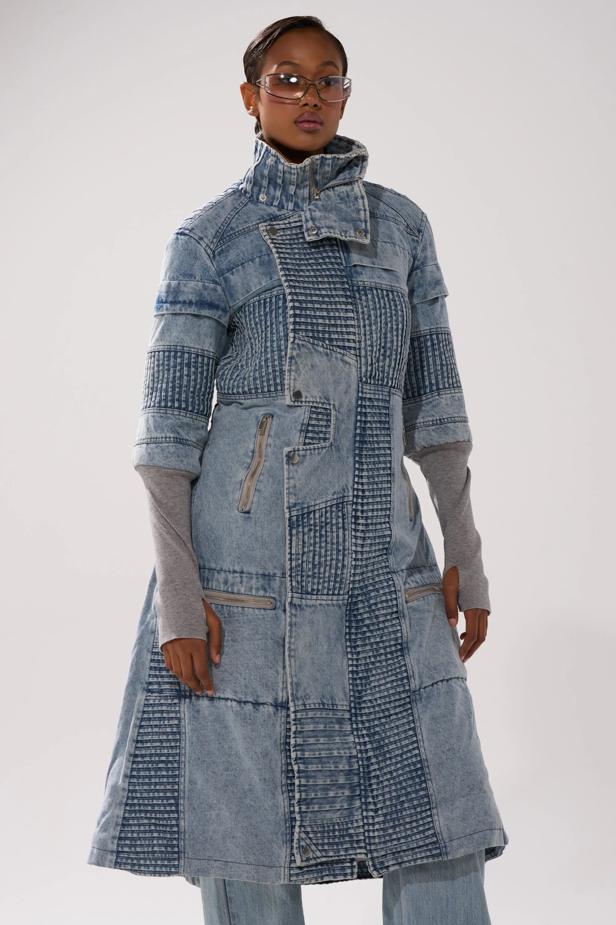 VORTEX DENIM TRENCH COAT IN BLUE sold by AKIRA product image thumbnail 3