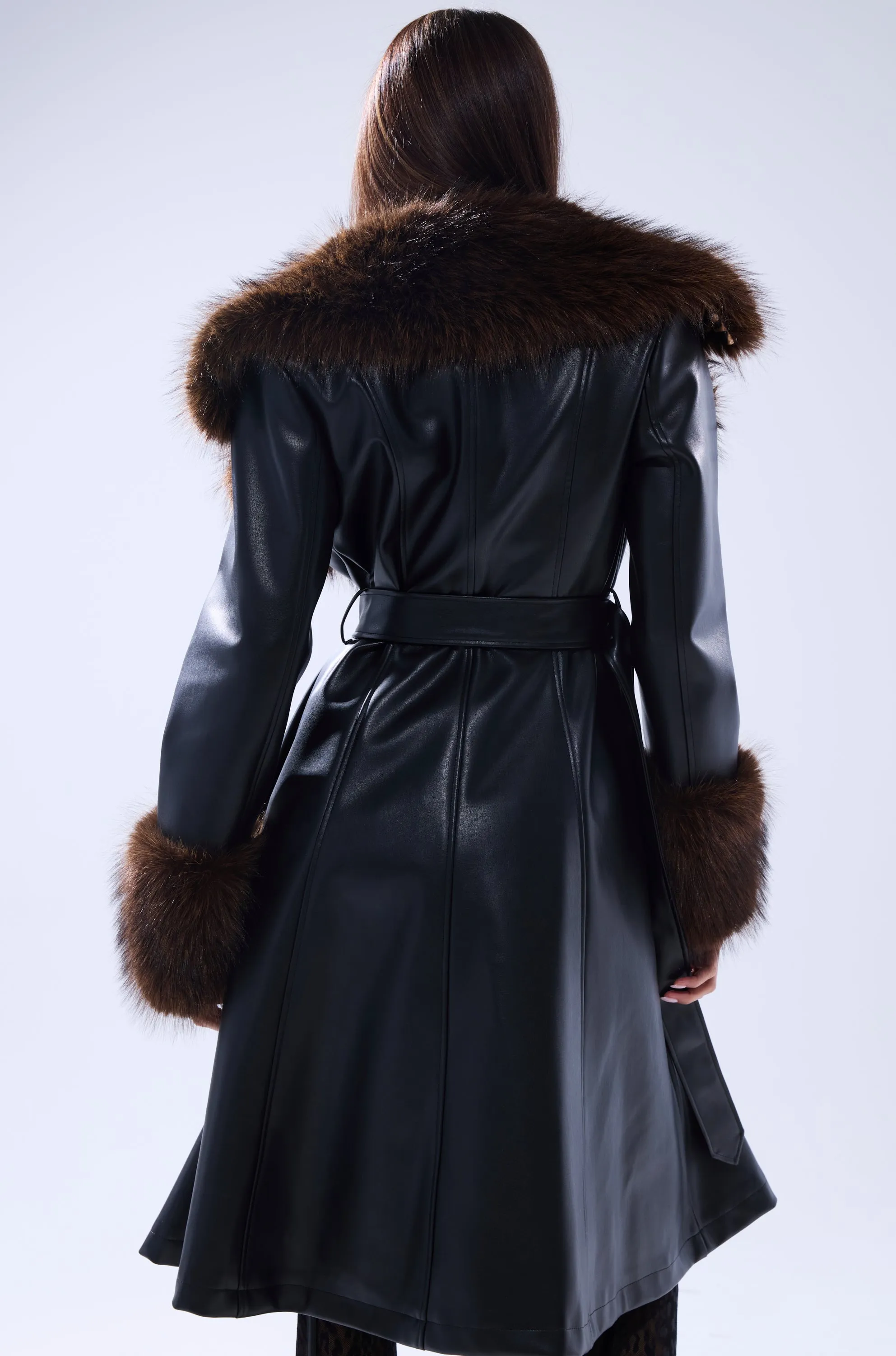 MAIN SQUEEZE FUR TRIM TRENCH sold by AKIRA product image thumbnail 4