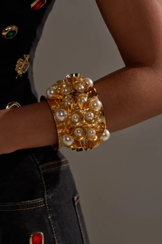 PEARL PLEASE CUFF sold by AKIRA