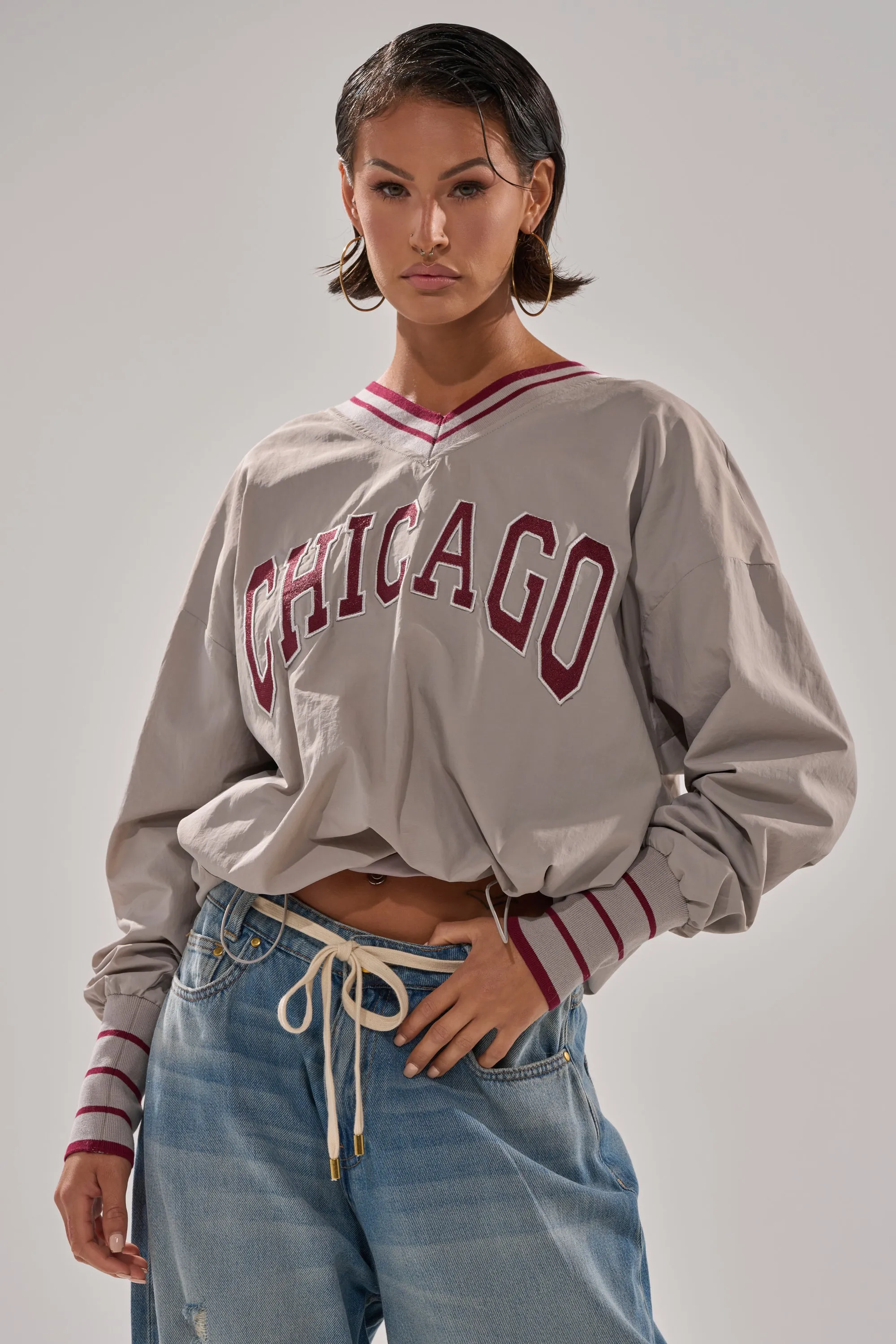 CHICAGO V-NECK SWEATSHIRT sold by AKIRA product image thumbnail 3