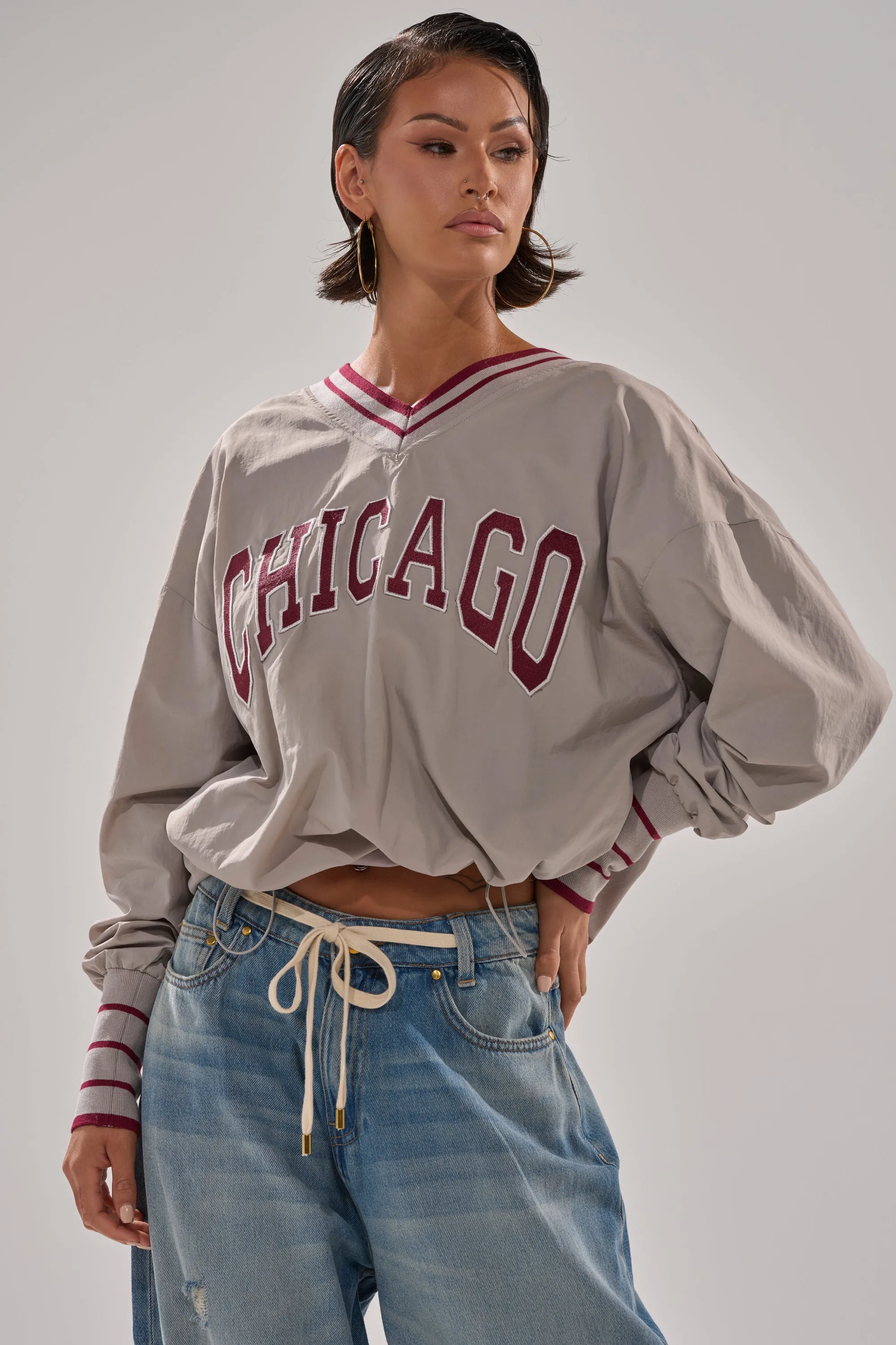 CHICAGO V-NECK SWEATSHIRT sold by AKIRA product image thumbnail 2