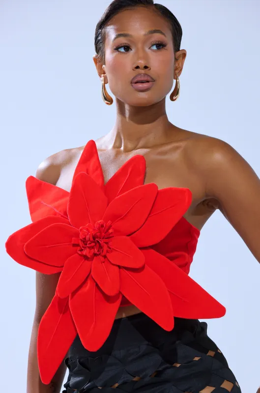 HELLA MELODIES FLOWER TOP sold by AKIRA