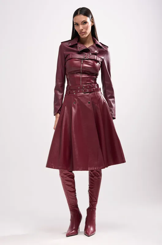 HARLEY LUXE ULTRA CROP MOTO IN BURGUNDY made by AKIRA