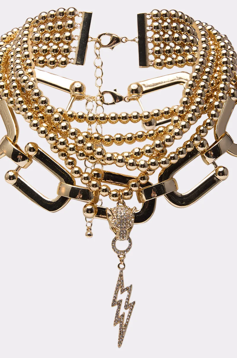 GOLD QUEEN NECKLACE SET sold by AKIRA product image thumbnail 4