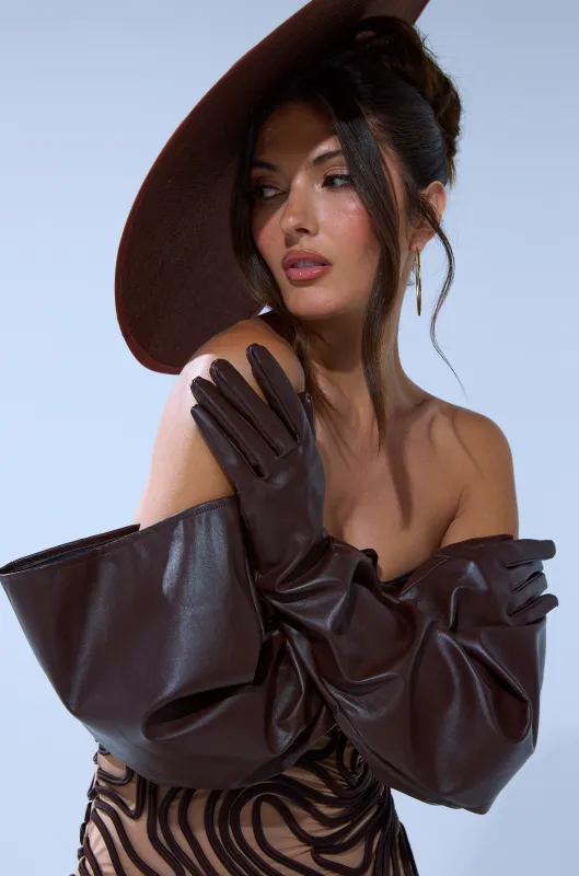 TAKE IT THERE GLOVES sold by AKIRA