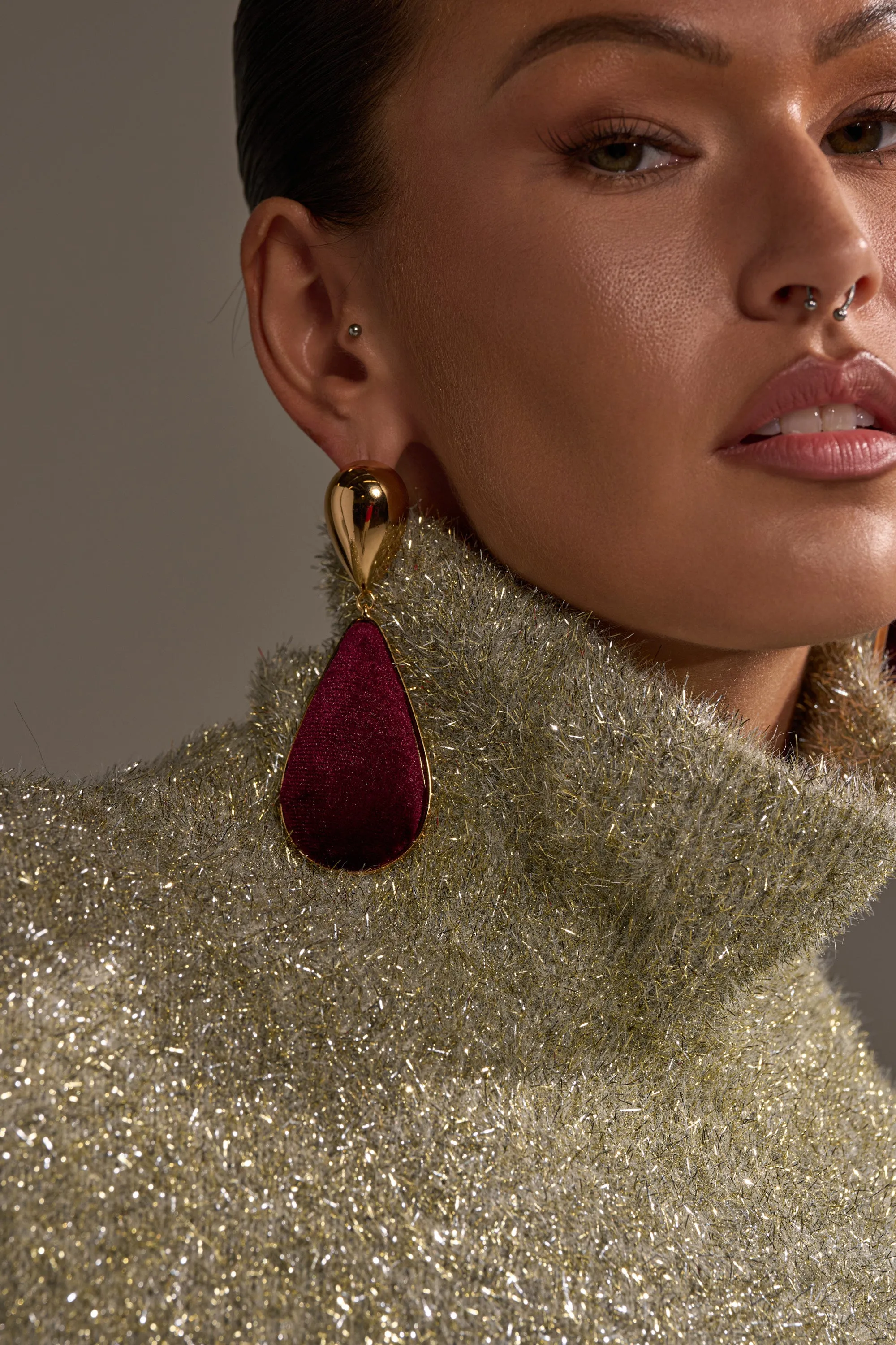 THAT GURL EARRING sold by AKIRA