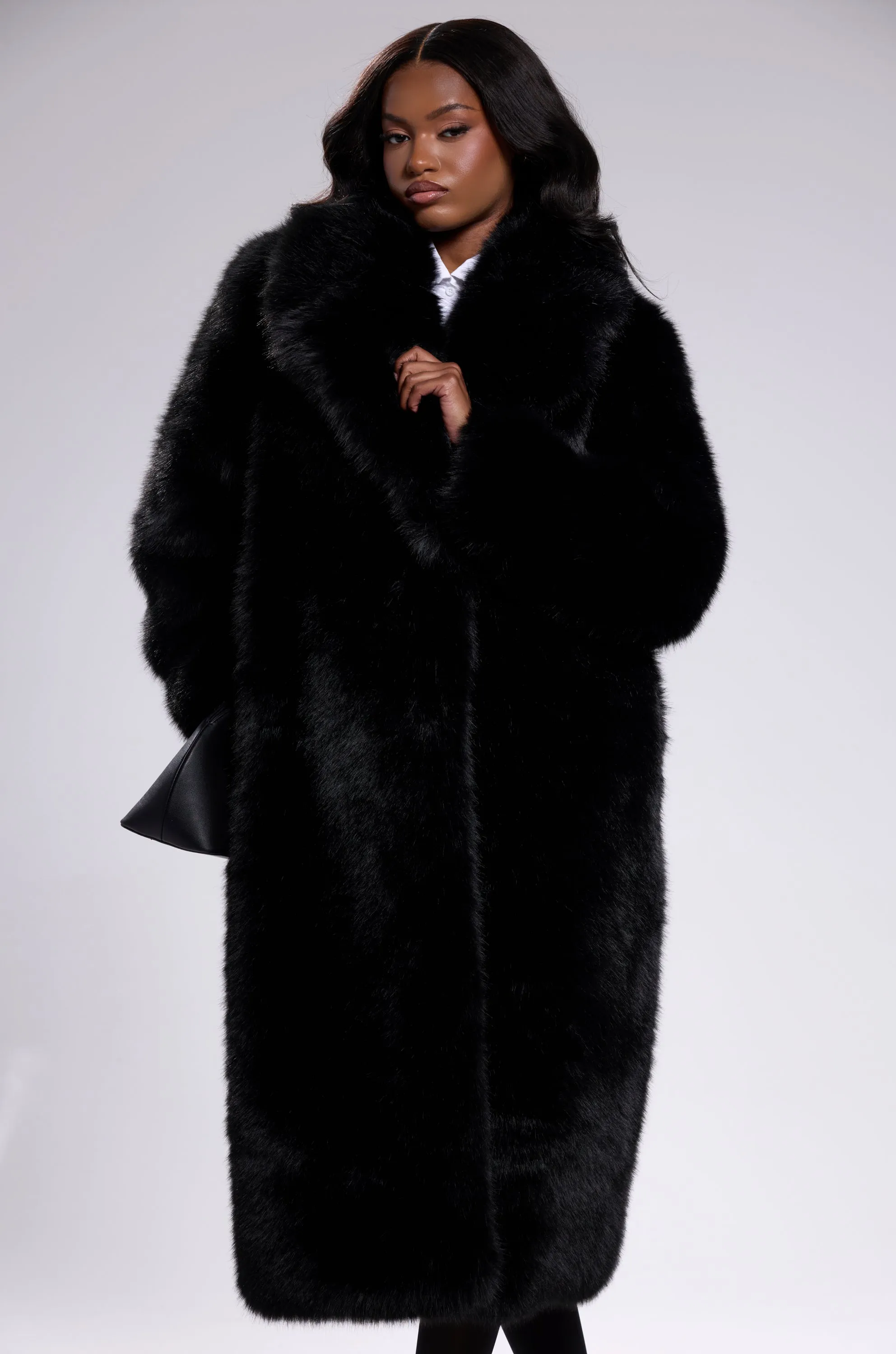OSLO FAUX FUR COAT IN BLACK sold by AKIRA product image thumbnail 4