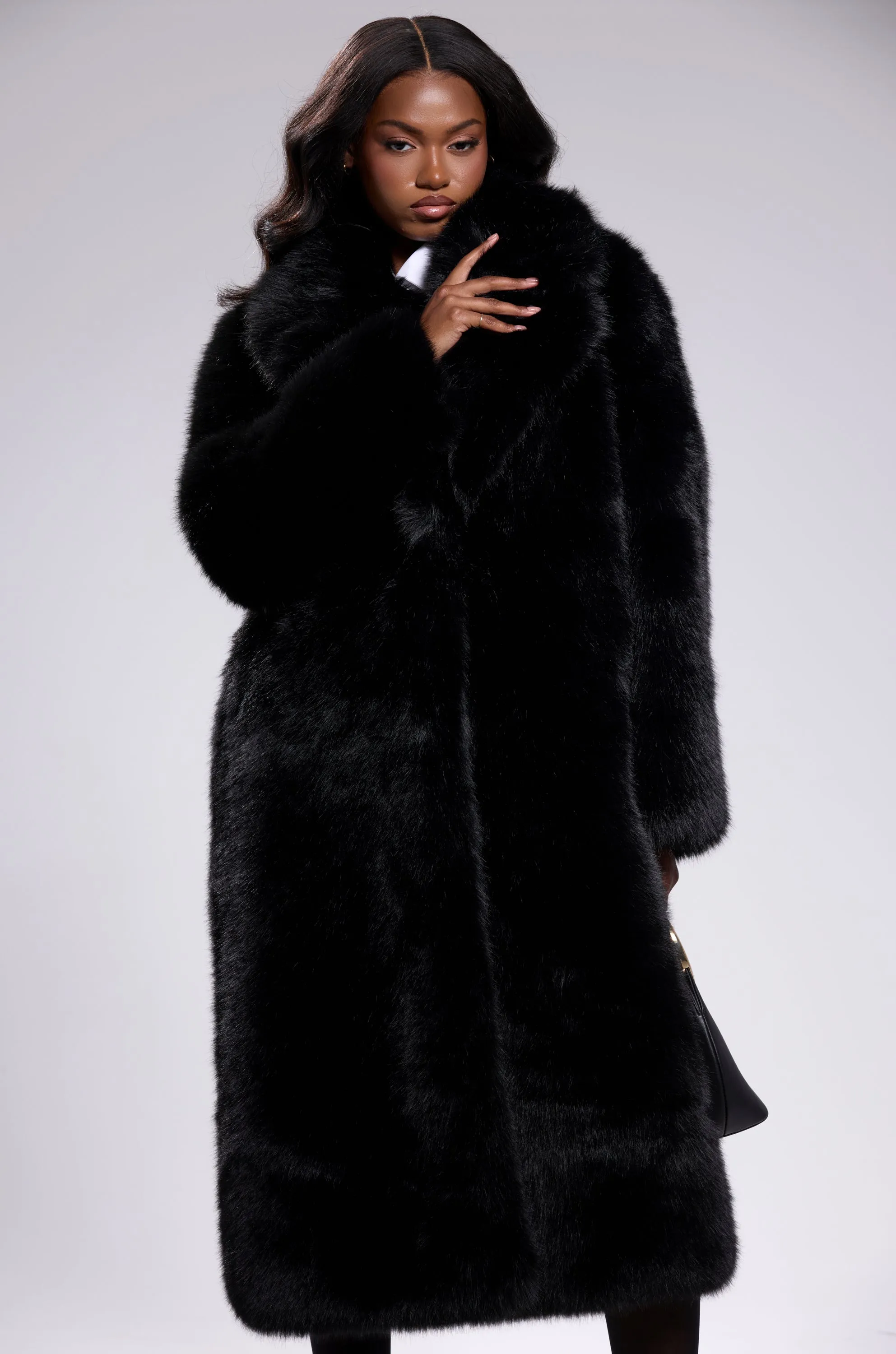 OSLO FAUX FUR COAT IN BLACK sold by AKIRA product image thumbnail 5