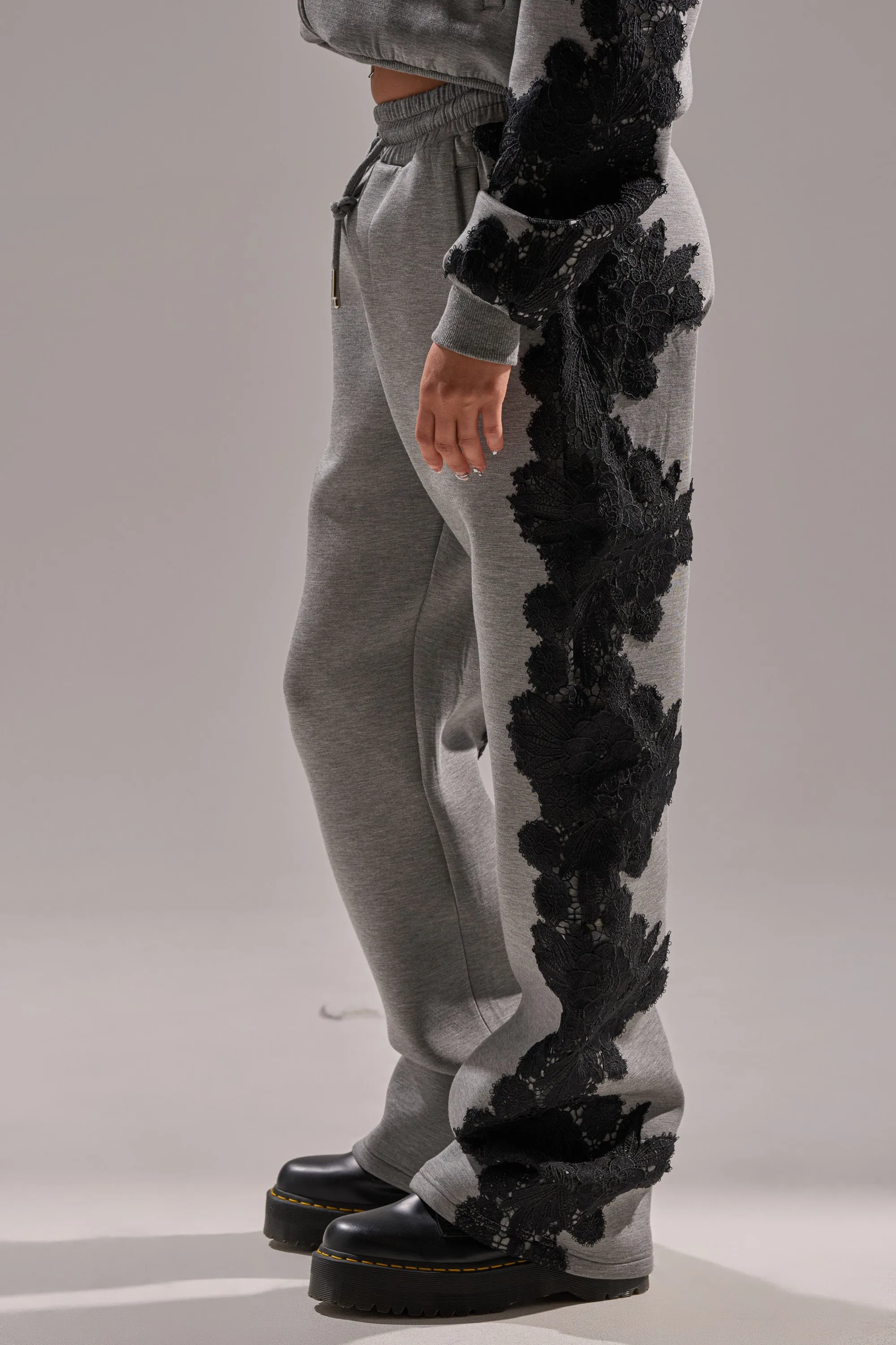 RAQUEL STRAIGHT JOGGER PANT sold by AKIRA product image thumbnail 4