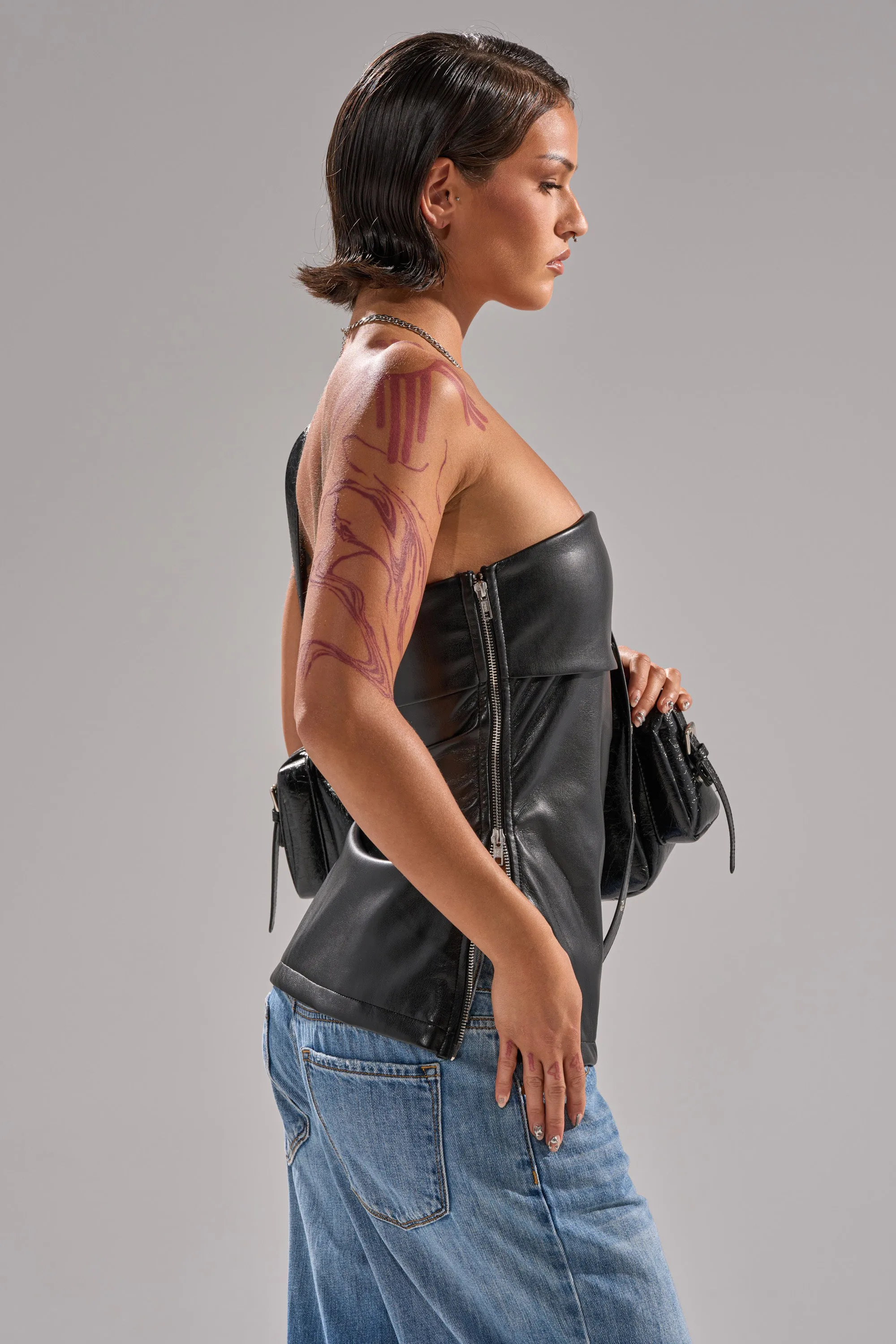 ZIP ME UP ON THE SIDE CORSET sold by AKIRA product image thumbnail 4