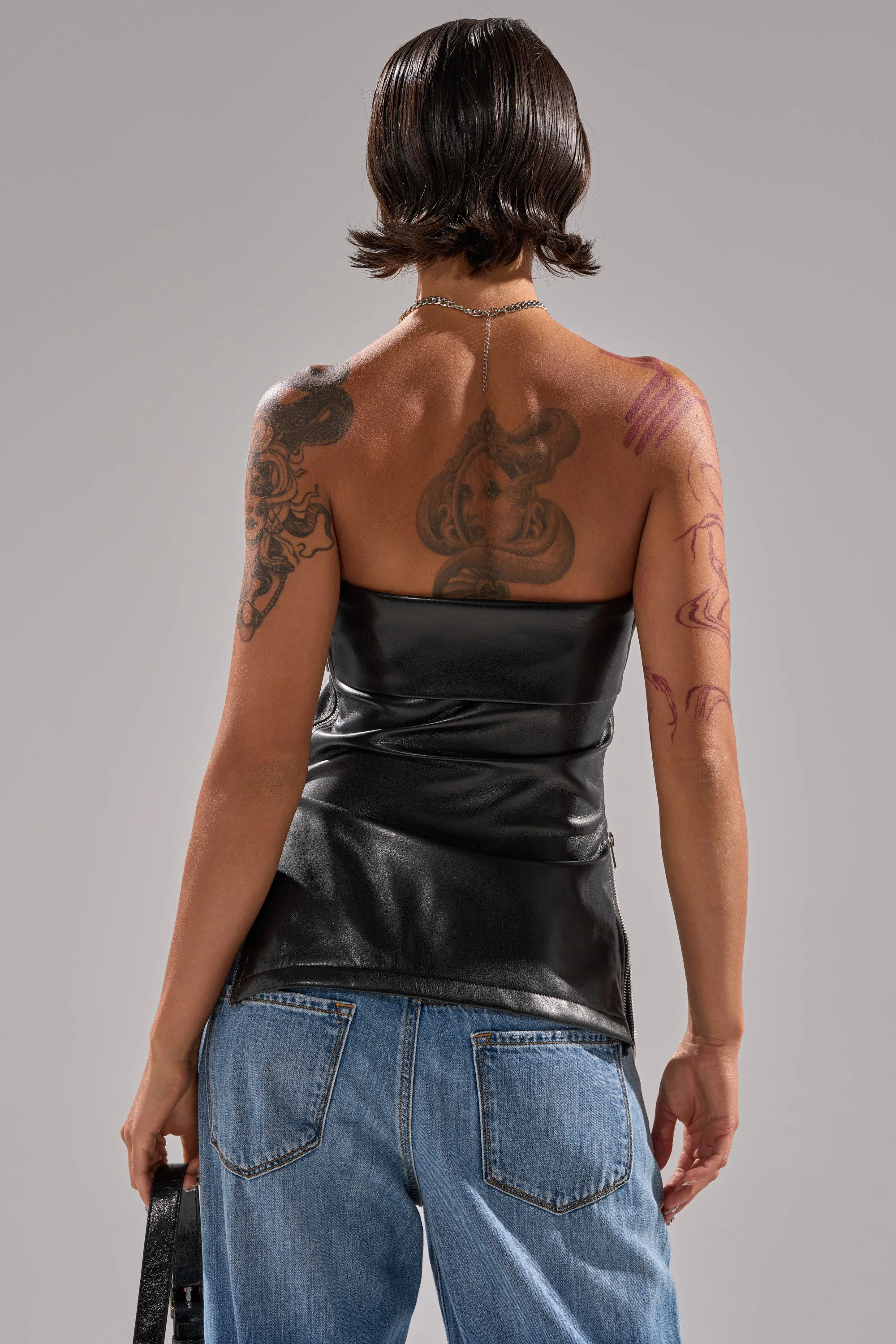 ZIP ME UP ON THE SIDE CORSET sold by AKIRA product image thumbnail 5