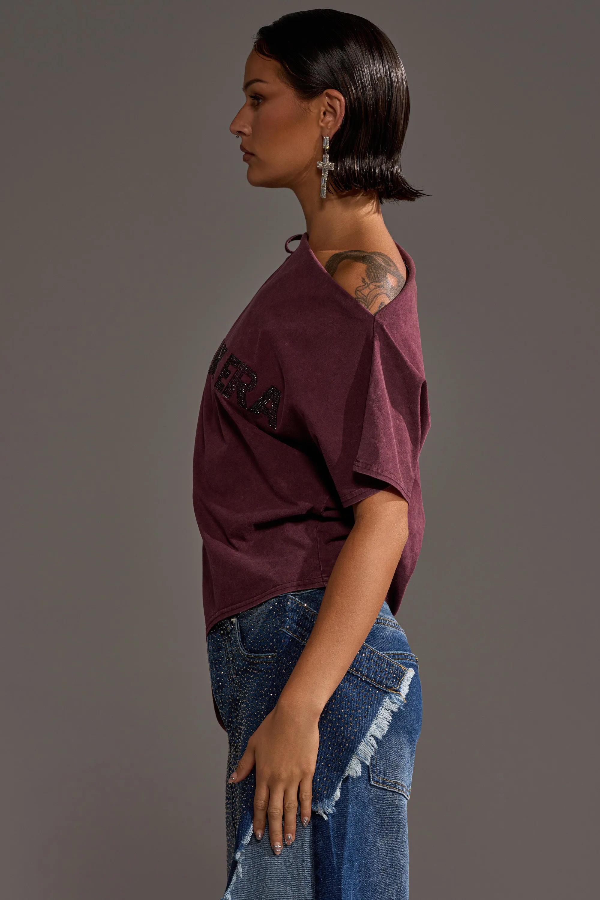 IN MY ERA OFF-THE-SHOULDER TEE sold by AKIRA product image thumbnail 4