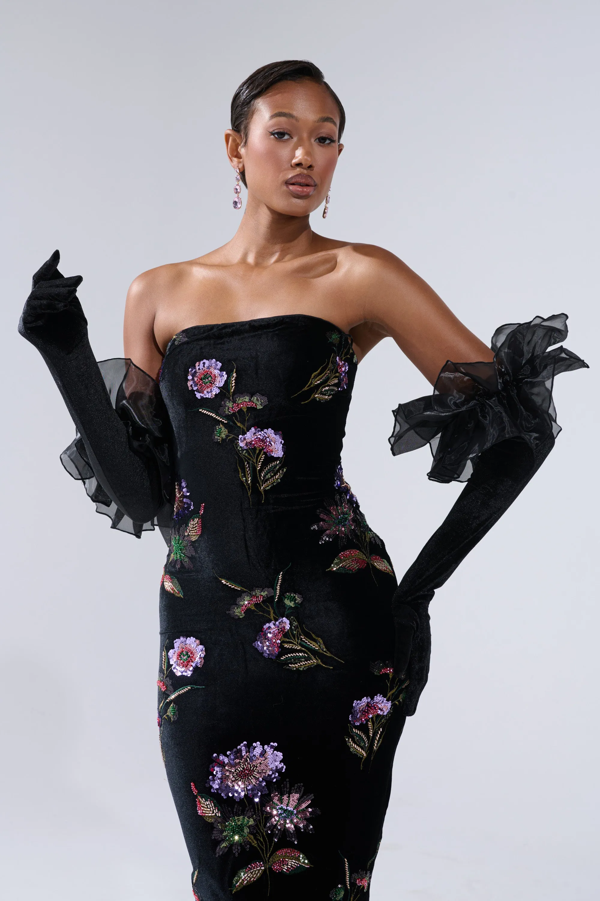 AT THE GALA VELVET GLOVES sold by AKIRA