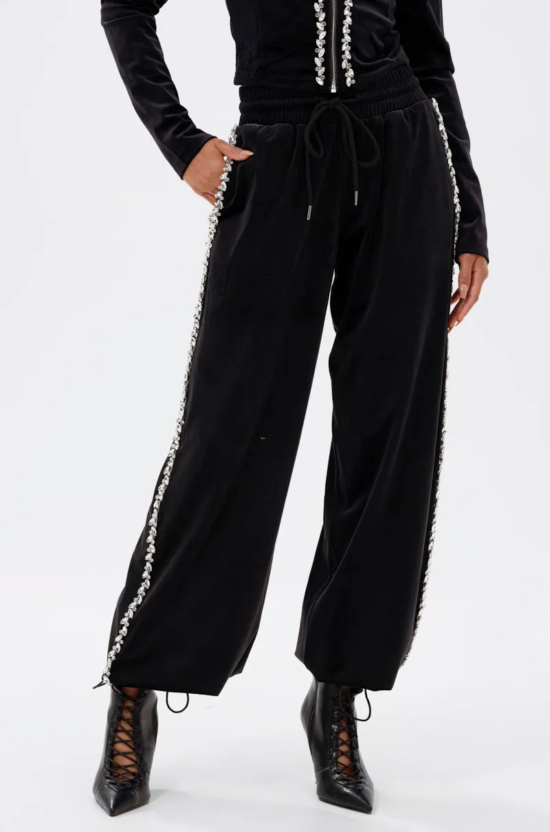 DARA RHINESTONE WIDE LEG SWEATPANT sold by AKIRA product image thumbnail 4