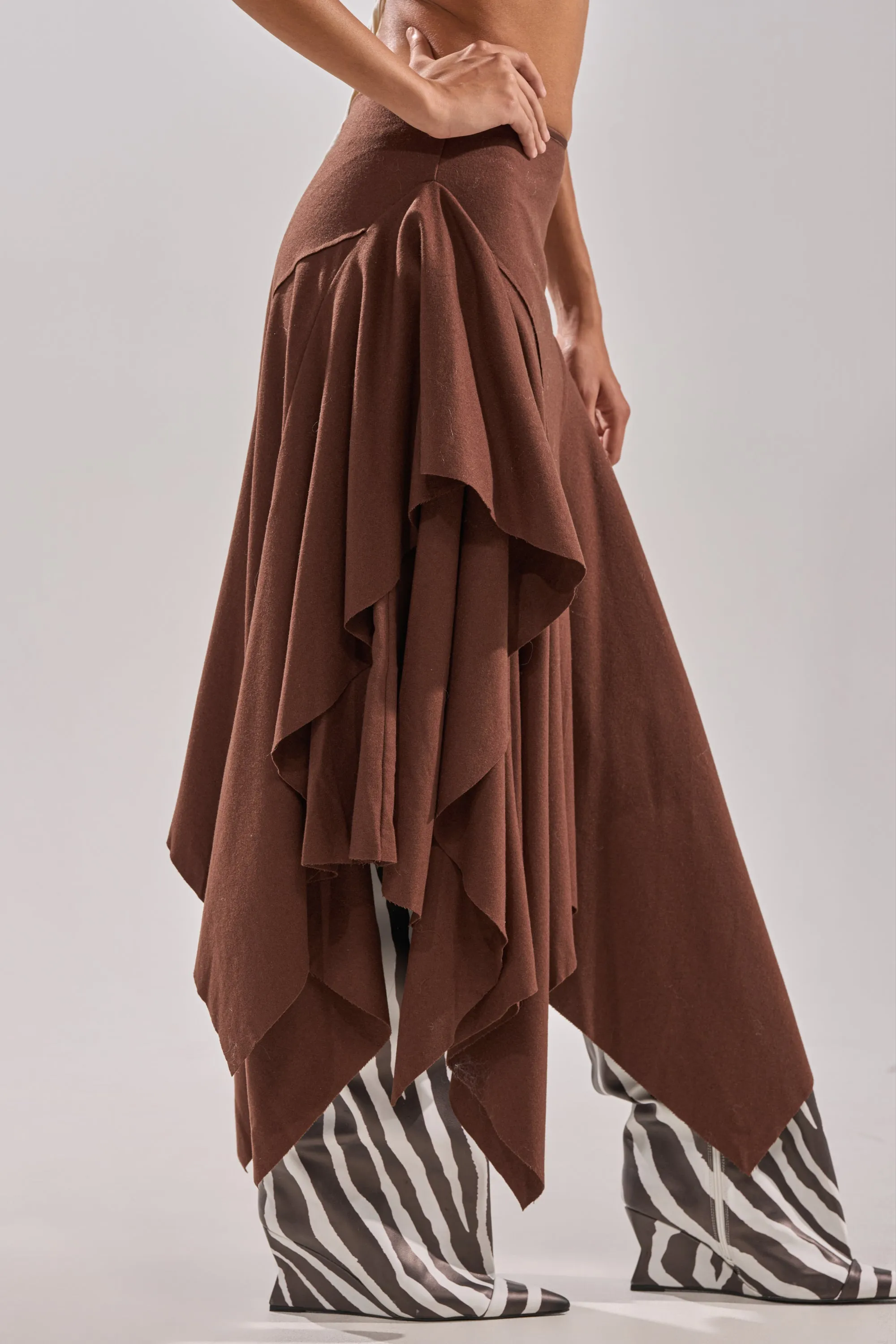 FEELS GOOD MIDI SKIRT sold by AKIRA product image thumbnail 4