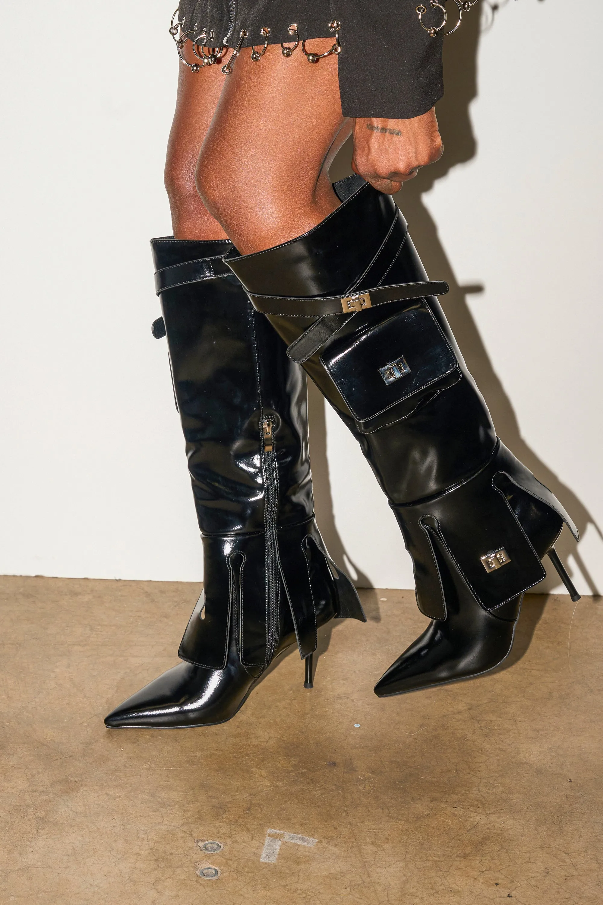AZALEA WANG WATERS BLACK STILETTO BOOT WITH POCKETS sold by AKIRA product image thumbnail 4