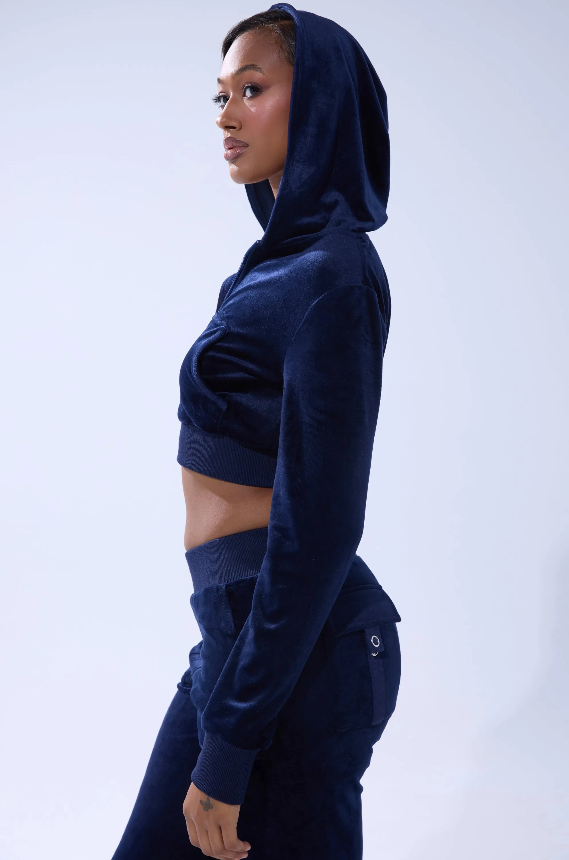 TAYLOR VELOUR FITTED ZIP UP IN NAVY sold by AKIRA product image thumbnail 3
